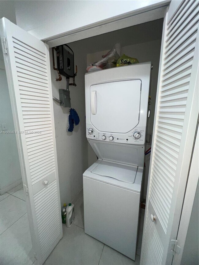 Building Photo - 2954 NW 57th St