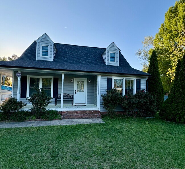 Building Photo - 5501 Meadow Run