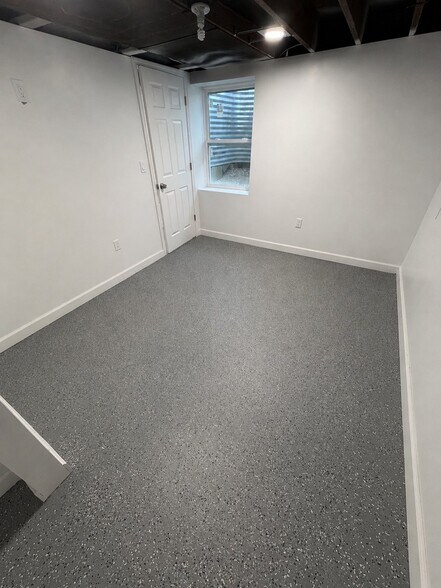 Building Photo - 21748 Moross Rd