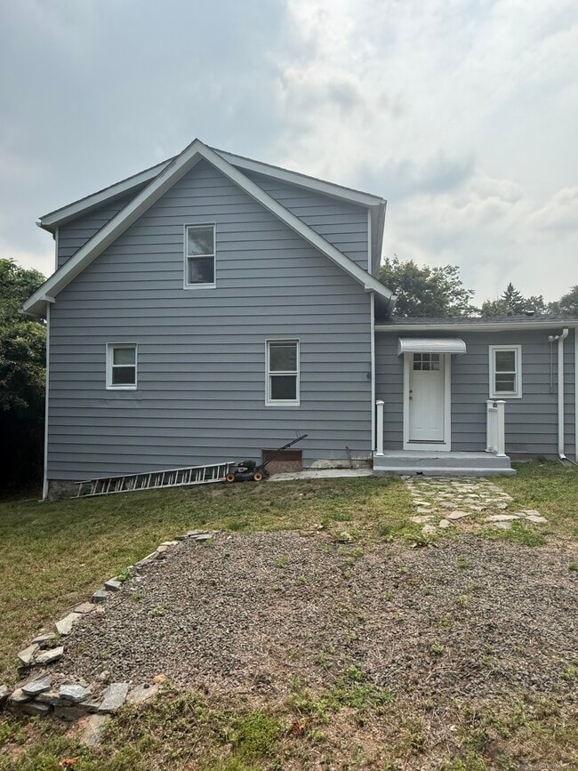 Building Photo - 30 Olds St