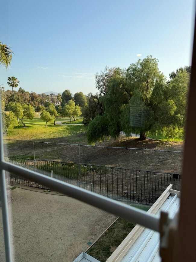 Building Photo - 42121 Delmonte St