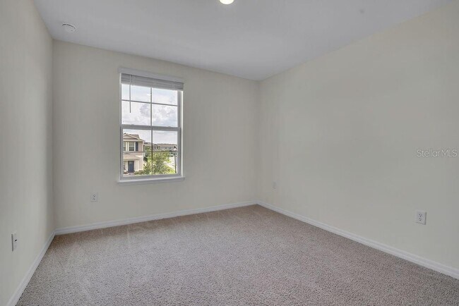 Building Photo - 12035 Holystone St