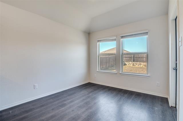 Building Photo - 611 Chuck Wagon Dr