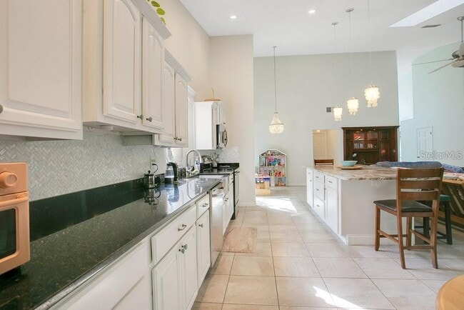 Building Photo - 3411 Windy Wood Dr