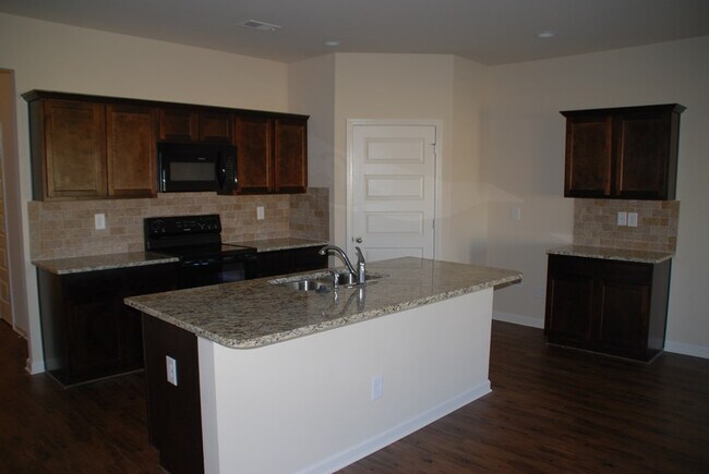 Building Photo - 1157 Fawn Forest Rd