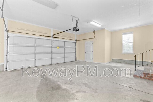 Building Photo - 4851 Appletree Ct