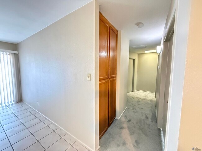 Building Photo - 1791 S 45th Dr