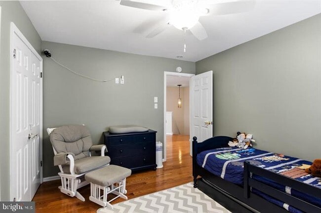 Building Photo - 962 Chanticleer