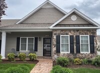 Building Photo - 3 Bedroom Home in Cornerstone