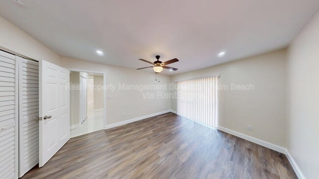 Building Photo - 1080 Summit Pl Cir