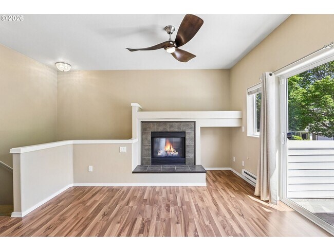 Building Photo - Updated Beaverton Condo with Garage, Balcony & Quartz Counters Near Nike and Intel