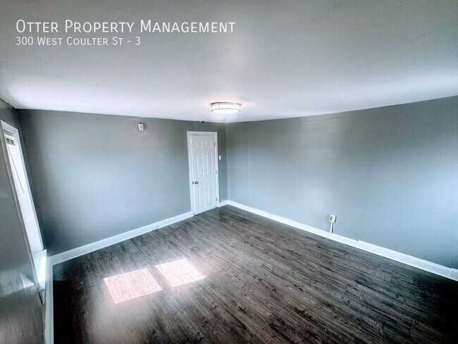 Building Photo - 300 W Coulter St