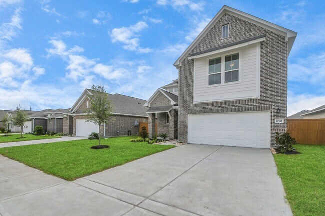 Building Photo - 10614 Wildflower Vw Dr