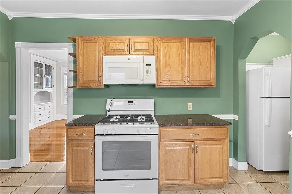 Building Photo - 95 Auckland St