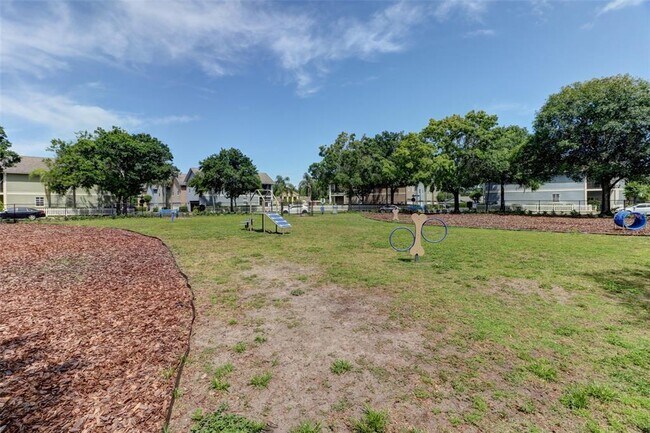 Building Photo - 4004 Foxtail Palm Ct