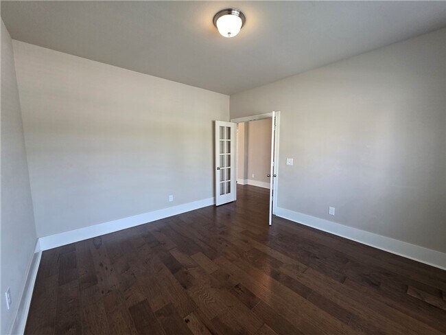 Building Photo - 616 Mill Pond Wy