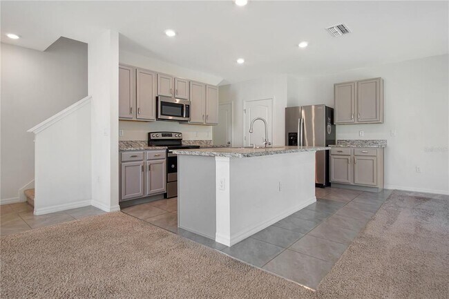 Building Photo - 736 Brooklet Dr