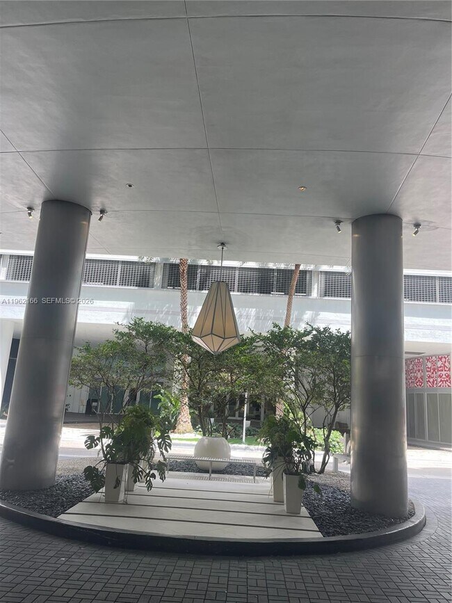 Building Photo - 92 SW 3rd St