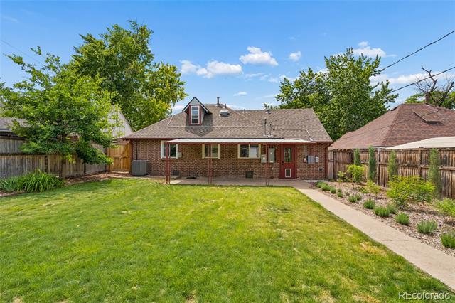 Building Photo - 556 S Canosa Ct