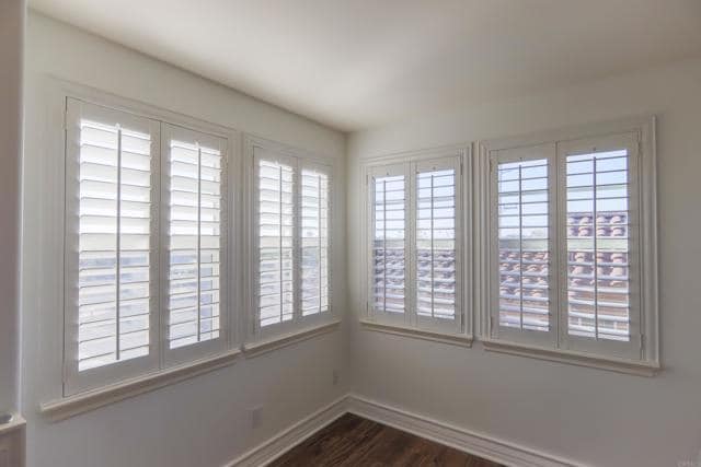 Building Photo - 415 N Cedros Ave