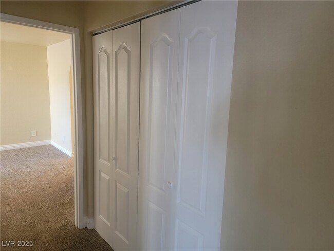 Building Photo - 2700 N Rainbow Blvd