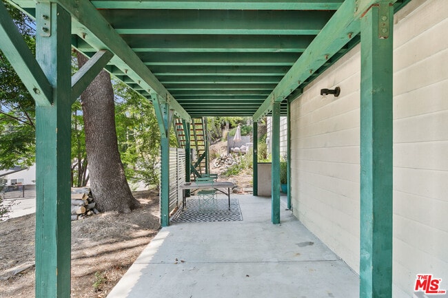 Building Photo - 11320 Alethea Dr