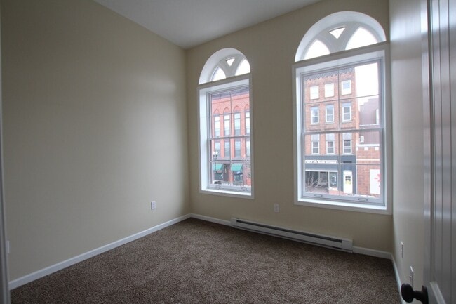 Building Photo - MODERN 2 Bedroom Available Now