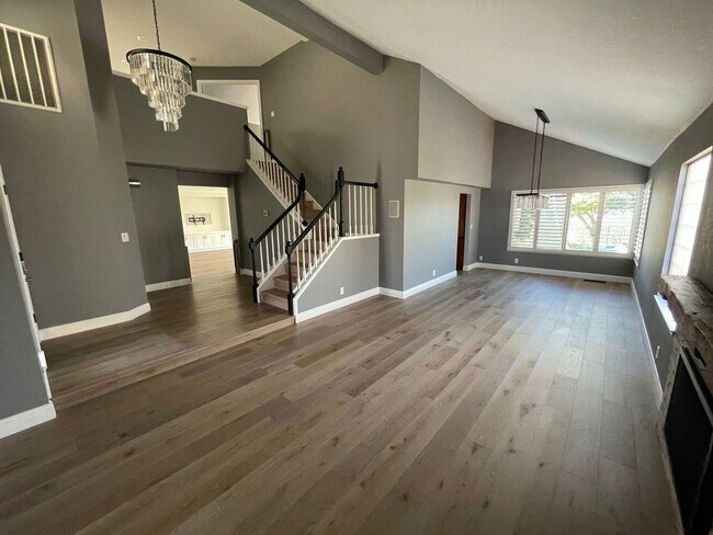 Building Photo - $6,950 - Canyon Lakes Luxury 4BR – Designer Upgrades, Wine Bar & Best Views in San Ramon