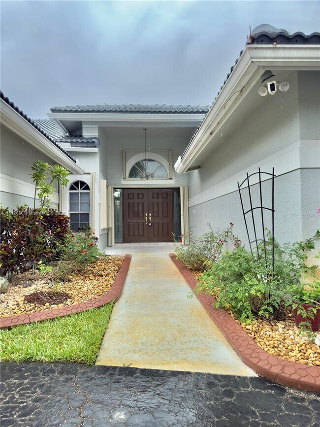 Building Photo - 5136 NW 99th Way