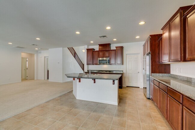 Building Photo - 12056 La Palmera Ave