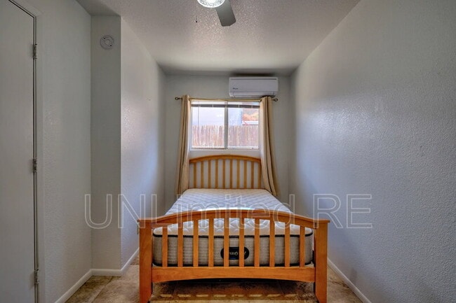 Building Photo - 37339 Buckskin Cir