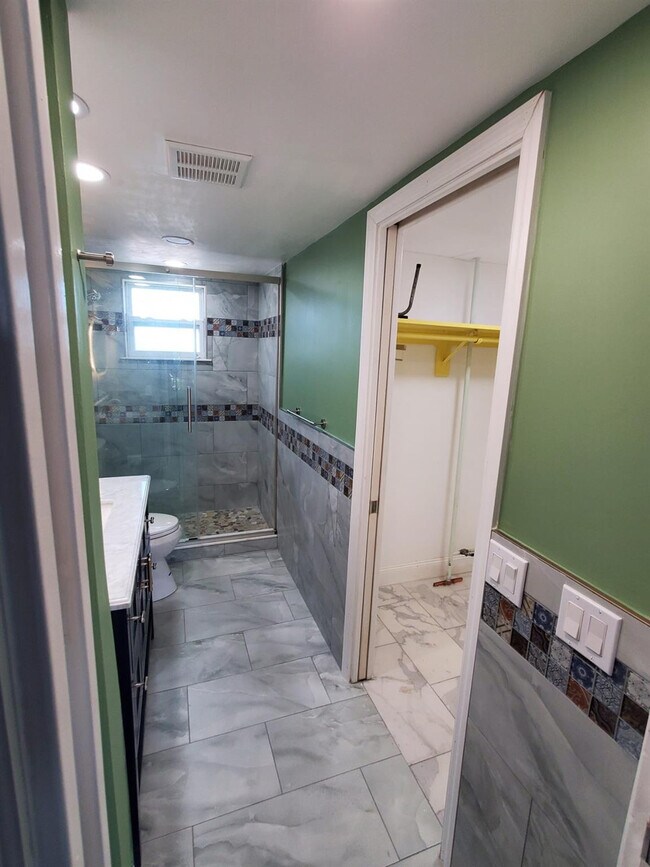 Building Photo - 1481 S Ocean Blvd