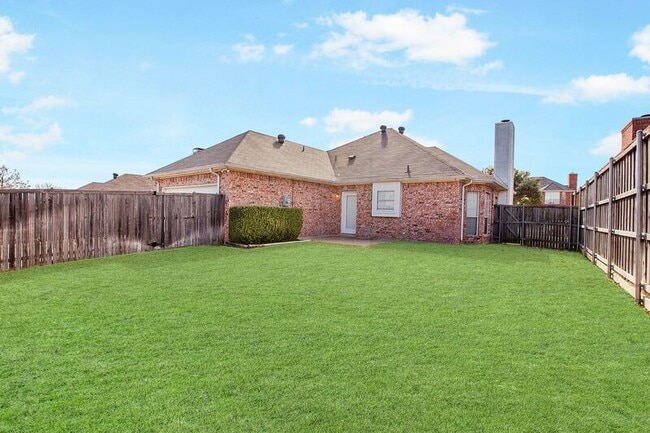 Building Photo - 10716 Trestles Rd