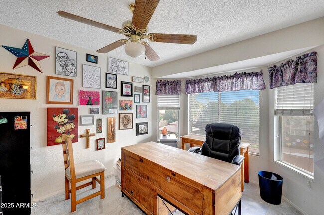 Building Photo - 15237 N 61st Dr