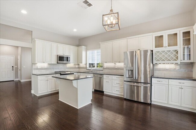 Building Photo - 4089 Monte Verde Dr