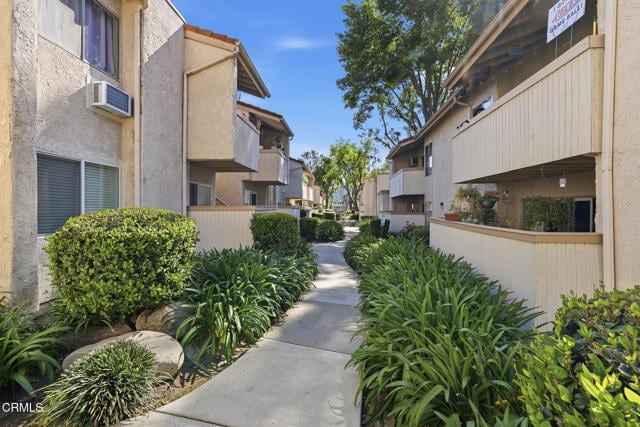 Building Photo - 28497 E Thousand Oaks Blvd