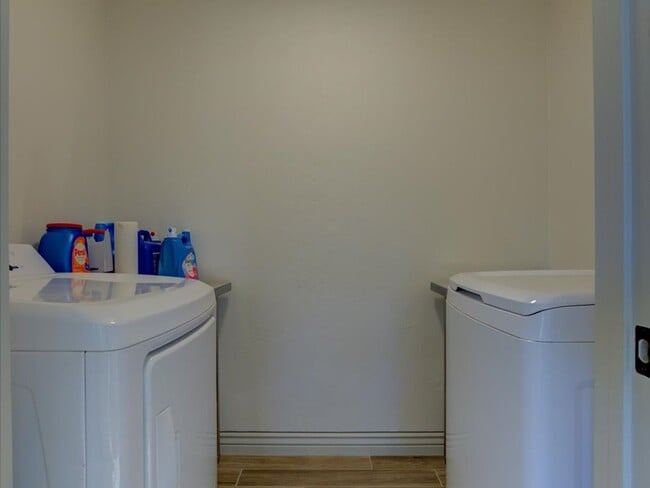 Building Photo - Beautiful 3-Bedroom Home with Private Pool & Security Gate