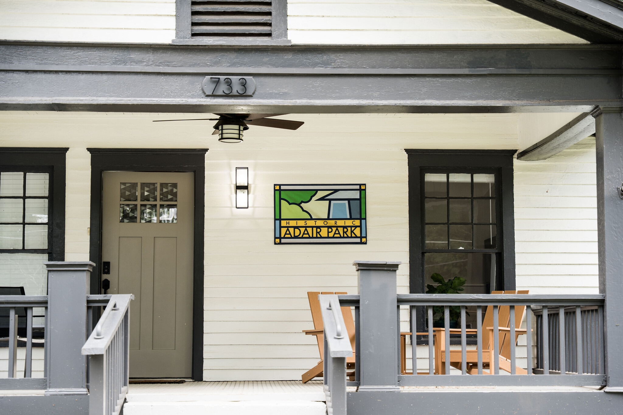 Building Photo - 733 Bonnie Brae Ave SW