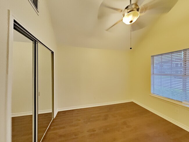 Building Photo - 6419 Horsepen Bayou Dr