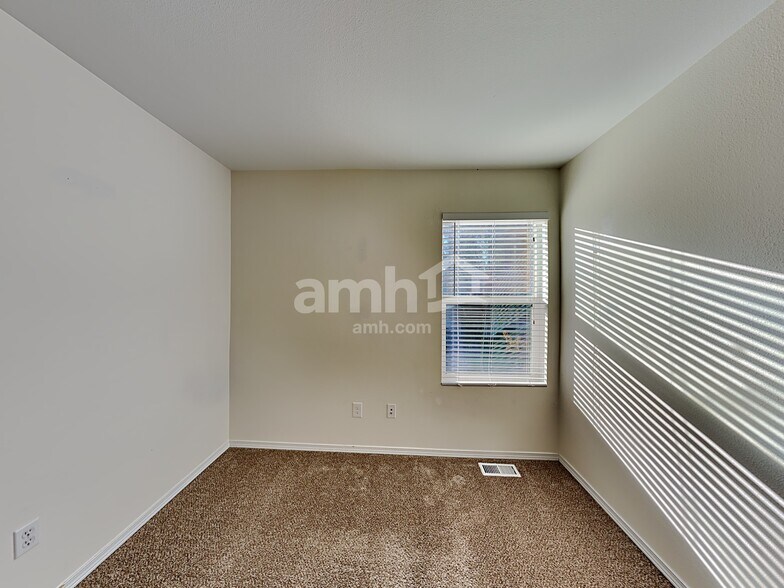 Building Photo - 5115 203rd St Ct E