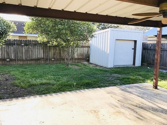 Building Photo - 105 Calypso Ln