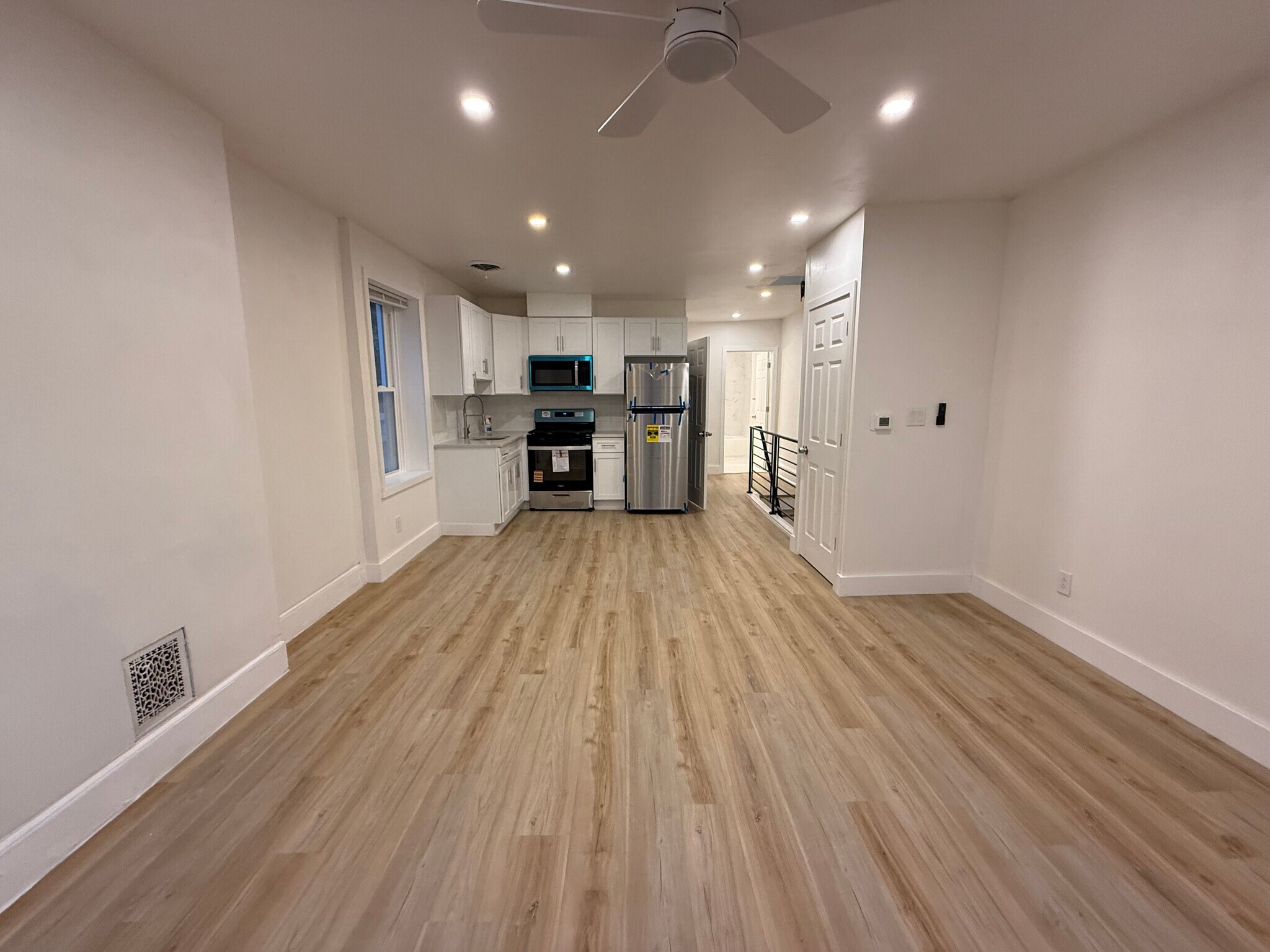 Kitchen and Living Room Open Floor Plan - 5211 Ridge Ave