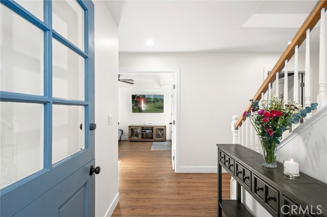 Building Photo - 409 Dahlia Ave