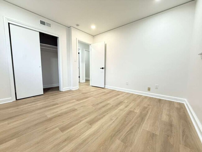 Building Photo - FOR RENT – FULLY REMODELED 4 BEDROOM | 2 BATH HOME!