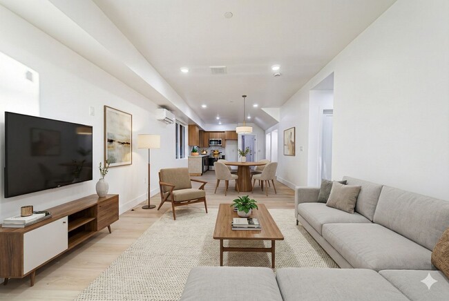 Building Photo - 1658 S. Hayworth