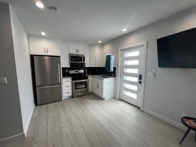 Kitchen - 2831 S Bedford St
