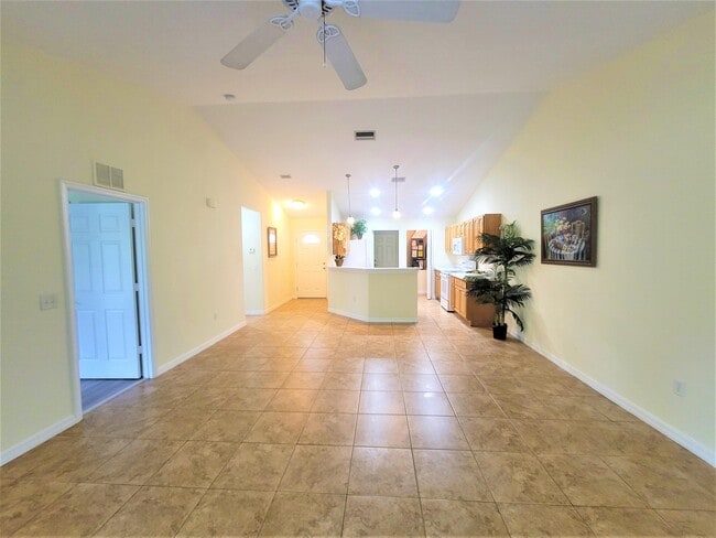 Building Photo - 11124 Hotchkiss Dr