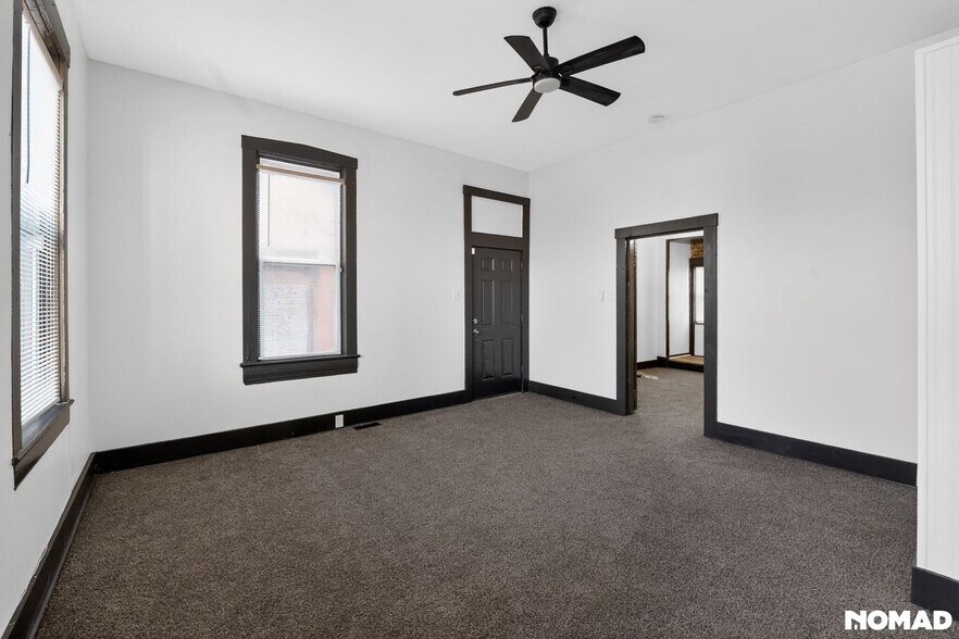 Building Photo - 2634 Arsenal St