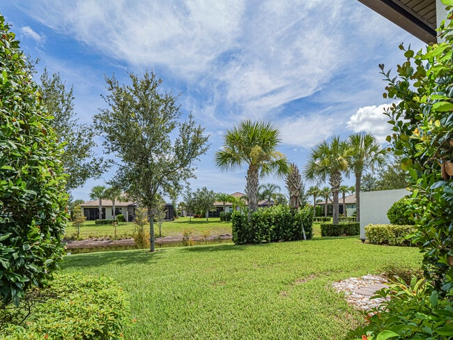 Building Photo - 4448 Beauty Leaf Cir