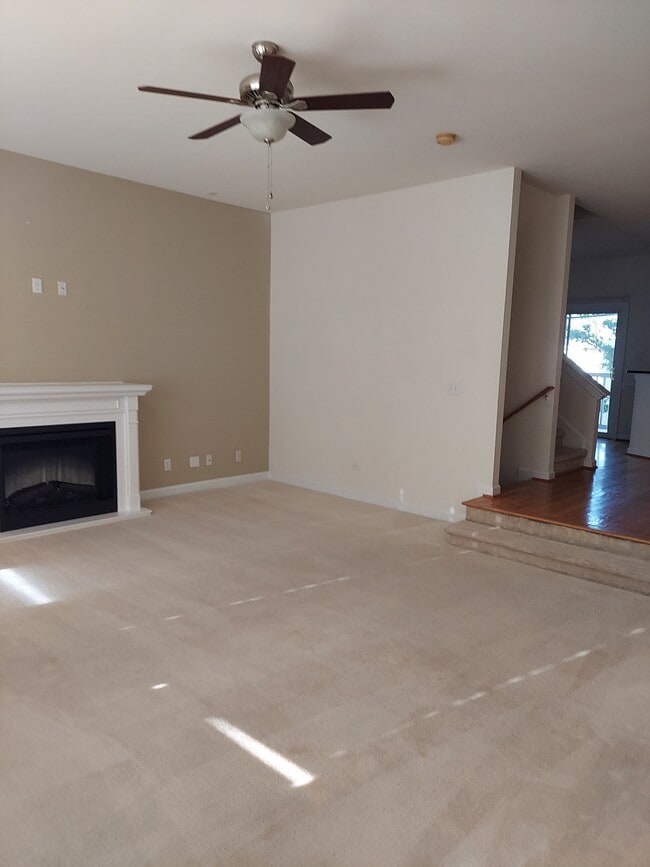 Building Photo - 2013 Baltic Ave